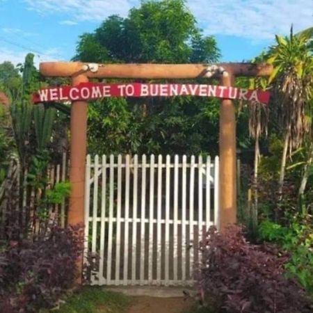 Buenaventura Beachresort Nauhang Ngoại thất bức ảnh