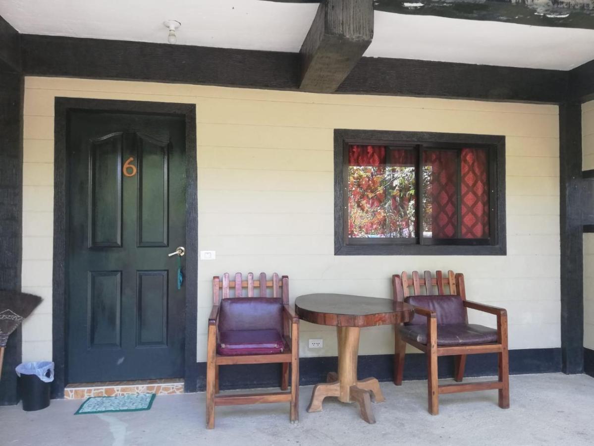 Buenaventura Beachresort Nauhang Ngoại thất bức ảnh